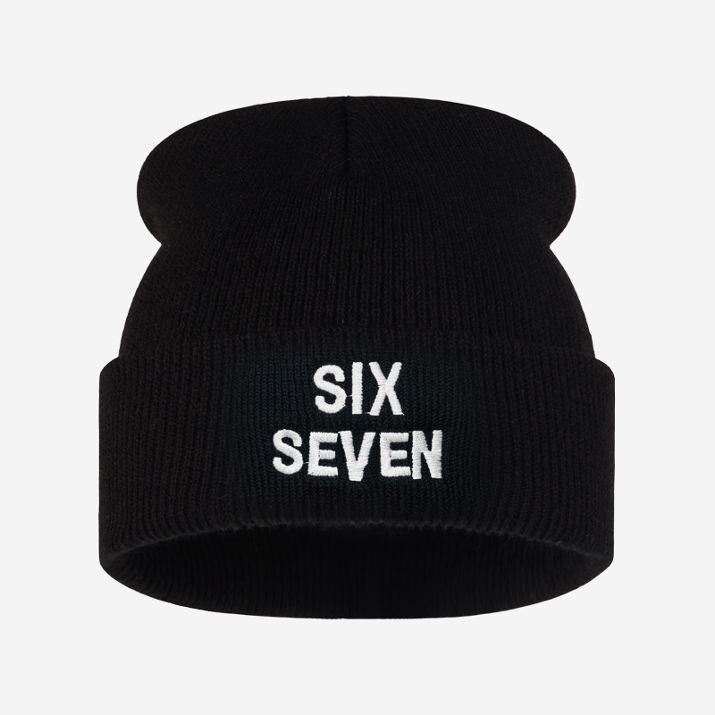Beanie Cuffed Knit - Gorro de Malha Bordado com Letras