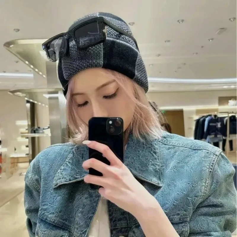 Gorro de Inverno Unissex com B - Beanie Cuffed Knit avaliação e preço
